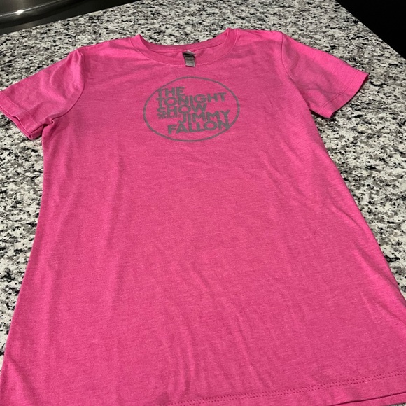 THE TONIGHT SHOW GRAPHIC TEE- never worn! - Picture 3 of 5